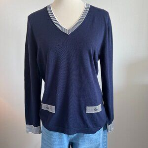 Marble pullover sweater size Medium Navy blue